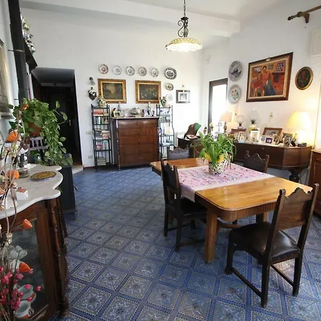 Rosa Bed & Breakfast Cefalù